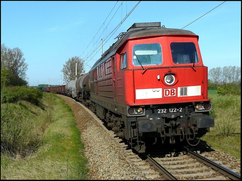 232 122-2 durchfhrt mit FE 45429 von Rostock-Seehafen nach Szczecin Port Centralny am 05.05.2008 Kummerow.