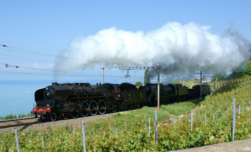 33 035 steam locomotive with two engines 65 and 241