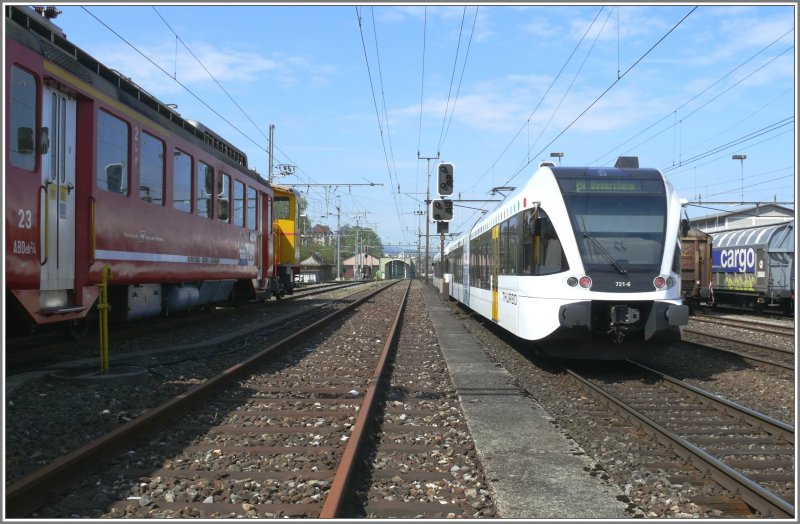 RABe 526 721-6 als S2 nach Degersheim bei der Einfahrt