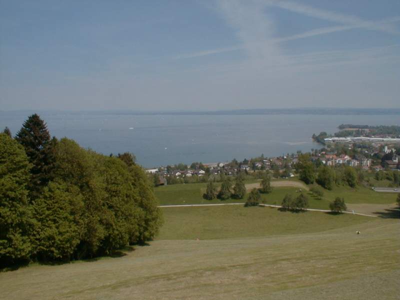 View from train to Lake Constance, 13:05:01 (automatically translated, Powered