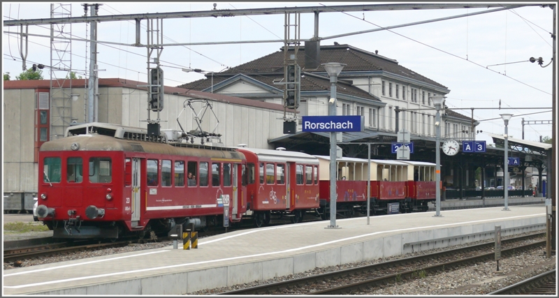 Dies ist jetzt der Nachschuss des ABDeh 2/4 der RHB,