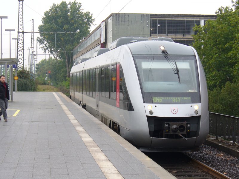 Abellio-Flirt im Bochumer Hauptbahnhof zur Fahrt als RB 46 Nokia-Bahn 
