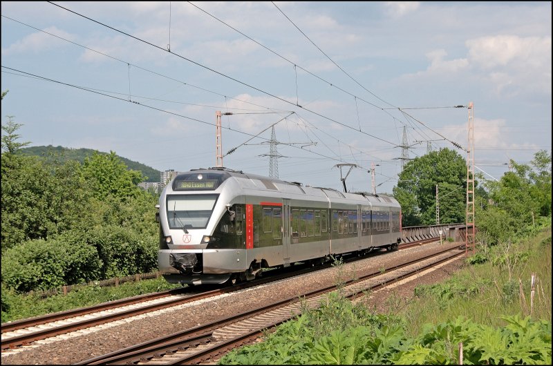 ET23004 HAGEN ist als ABR33822 (RB40 Ruhr-Lenne-Bahn ) von Hagen Hbf