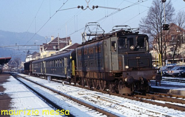Ae 3/6 10659 - Wattwil - 07.12.1990 