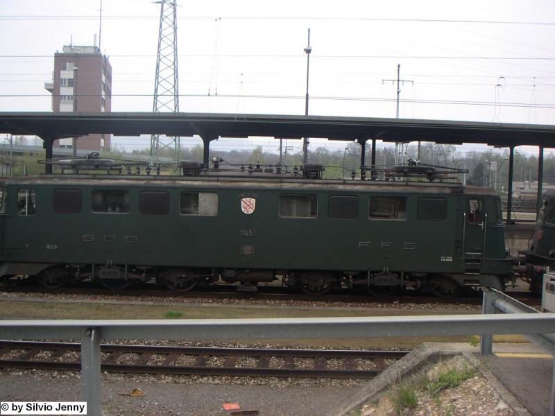 The Ae 6 / 6 11 451 is''Winterthur''on 4/16/2005 in