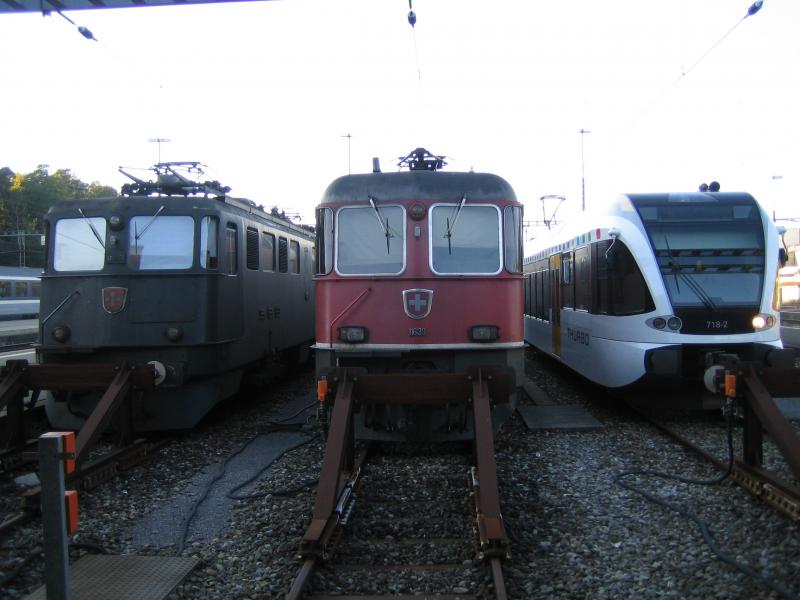 At 9:10:05 enjoyed the Ae 6 / 6 11 483''law'',