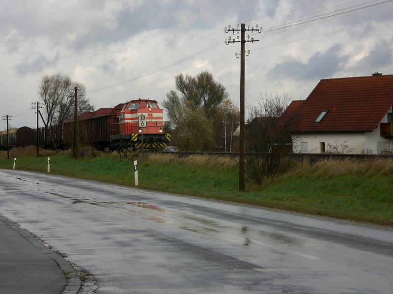 AL 41 am 9.11.2007 mit leerem Holzzug vom Anschlu Heggenstaller kurz vor Aichach auf der Paartalbahn ( Ingolstadt- Augsburg )