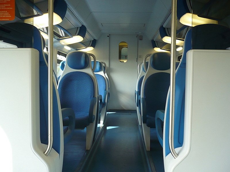 Inside lower deck Ale 506 086, taken on 10.10.2007. (automatically
