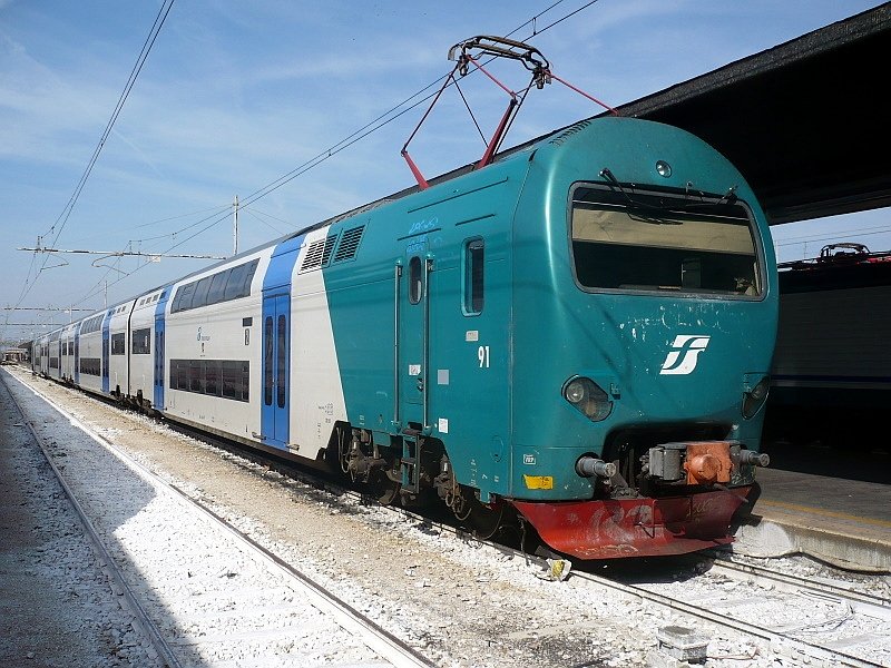 Ale 506 091 on 09.10.2007 at the railway station Venezia