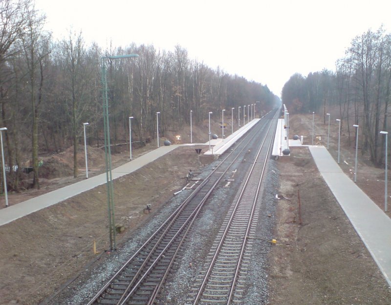 Der neu erbaute Bahnhof Altenstadt (Waldnaab) seit dem 09.12.07 halten