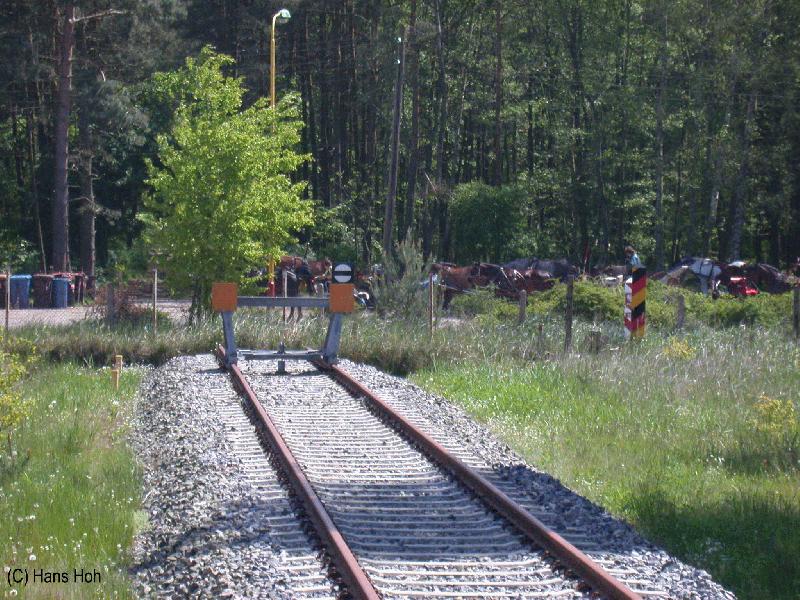 An der polnischen Grenze endet die Usedomer Bderbahn. Eine Weiterfhrung in das ehemalige Swinemnde ist in Planung.