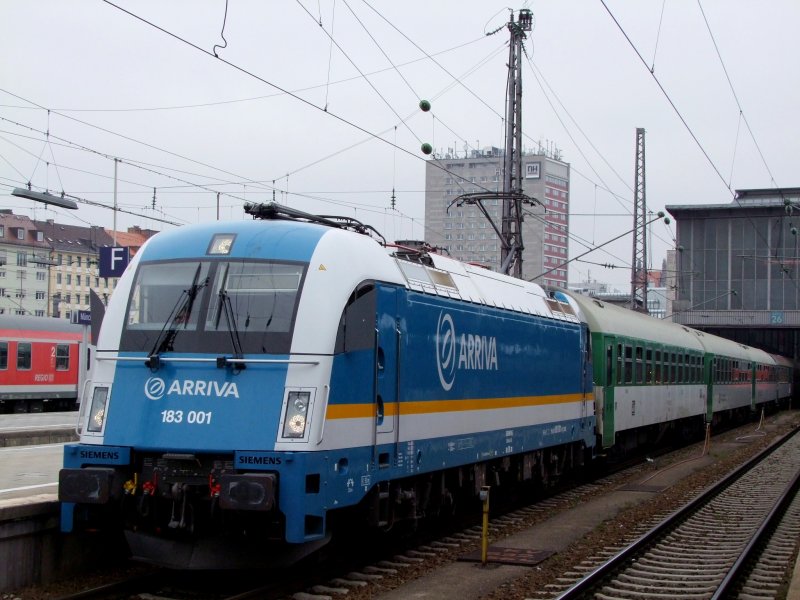 183 001, ARRIVA (ALEX) is connected to D357 "franz kafka"