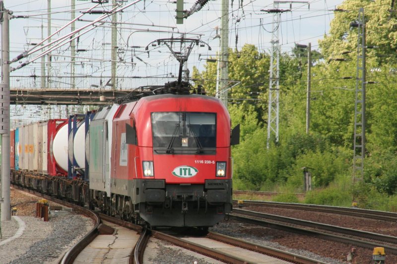 ITL 1116 238-5 am 17.06.2009 in Berlin Sch�nefeld 