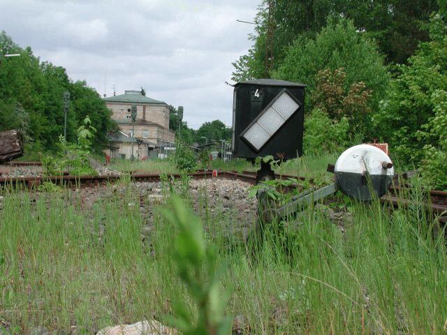 Bahnhof Bad Kissingen vom Einfahrtssignal mit einer Handweiche auf einem