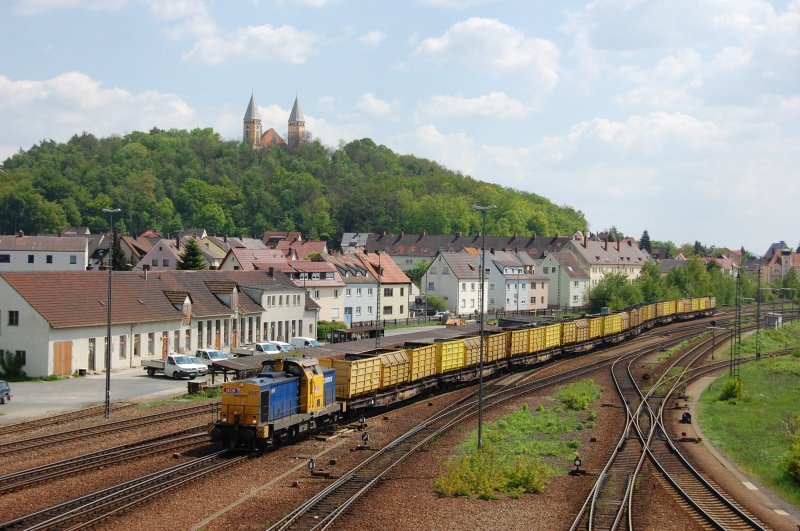 V147 der BCB mit Kohlezug am 02.05.2009 in Schwandorf 