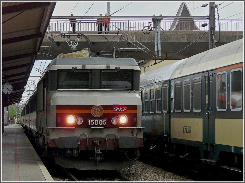 The SNCF veteran made 15 005 04.10.09 their respects at