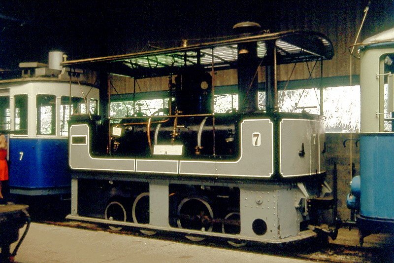 BC Museumsbahn - ex TramwaysMlhausen/F G 2/4 7 am 31.05.1993 in Chaulin - Tram-Dampflok - Baujahr 1882 - SLM316 - ? KW - Gewicht 15,00t - LP 5,10m - zulssige Geschwindigkeit 25 km/h - Lebenslauf ex TM G 2/4 7 - 1978 BC G 2/4 7
