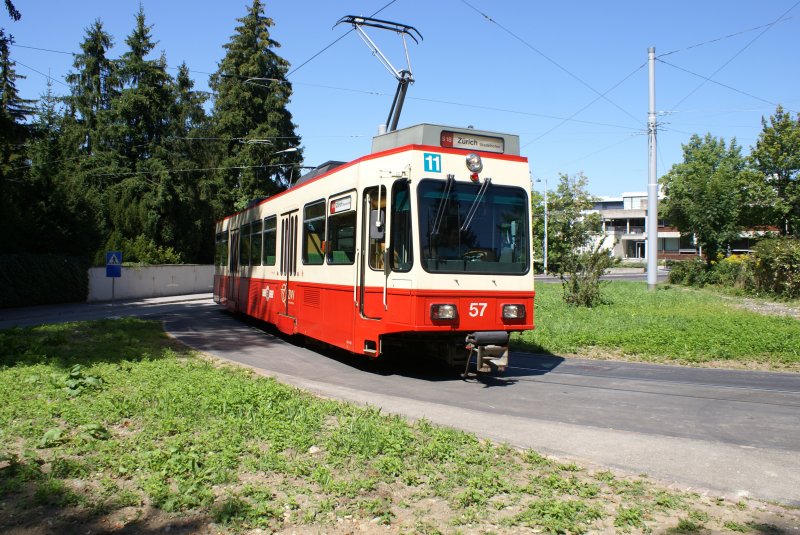 Be 4/4 57 fhrt am 15.8.09 in die Tramschleife Rehalp ein.