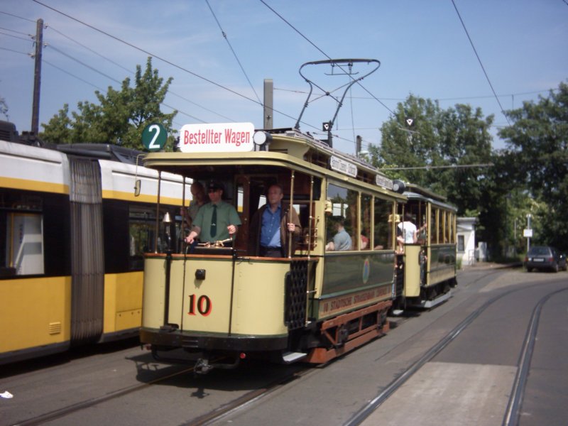 Wagen 10 der St�dtischen Strassenbahn C�penick , damals noch eine eigenst�ndige