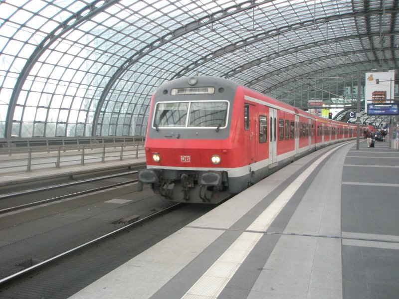 Here is an S-Bahn from Berlin Ostbahnhof Ersatzzug to Potsdam