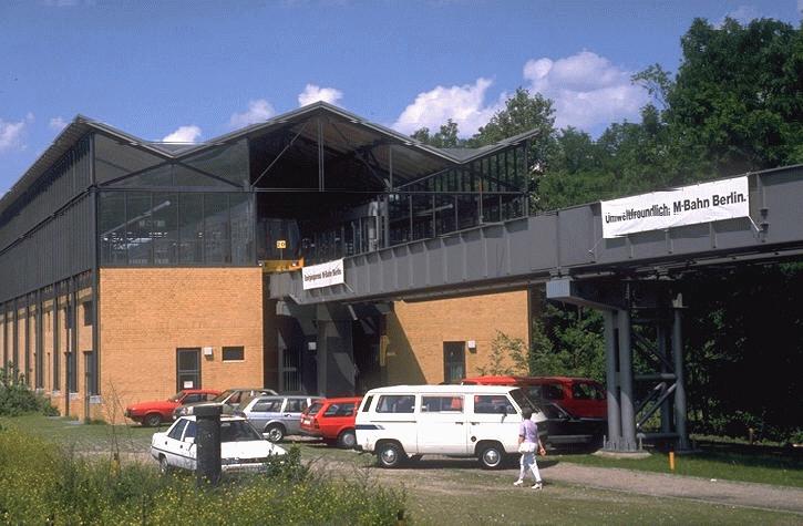 Berlin,M-Bahn 1984-1991 Bahnhof Kemperplatz (1988)  