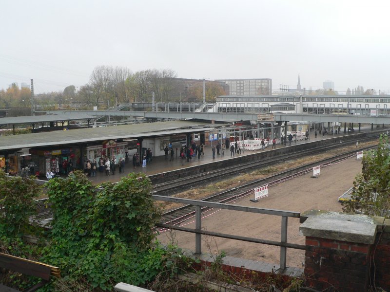 Berlin Ostkreuz im Umbau. Es ist bereits eine provisorische Fu�g�ngerbr�cke