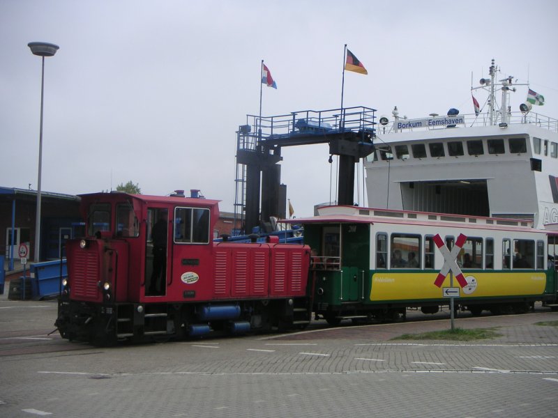 Die Diesellok M�nster am 29.5.2007 im Borkumer Hafen 