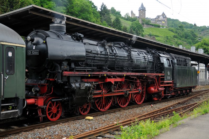 Das letzte Bild von 01 1066 in Bacharach Bhf am