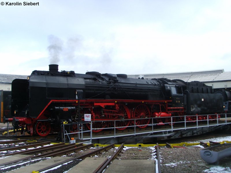 Die 01 118 im BW Arnstadt zur Sonderfahrt am 27.01.2007,