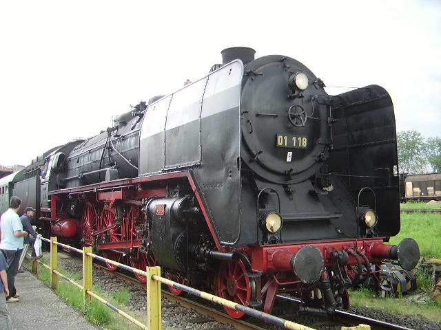 Die BR 01 118 der Historischen Eisenbahn Frankfurt beim 150