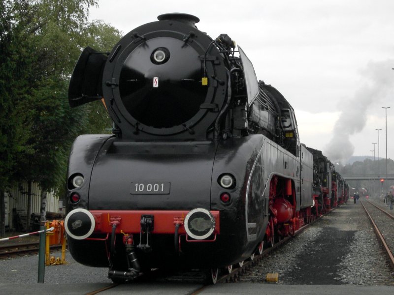Die 10 001 am 20.09.2008 ausgestellt in Neuenmarkt-Wirsberg anl�sslich 60