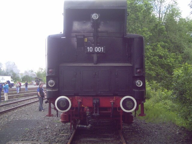 the striking of Tender 10 001 (automatically translated, Powered by