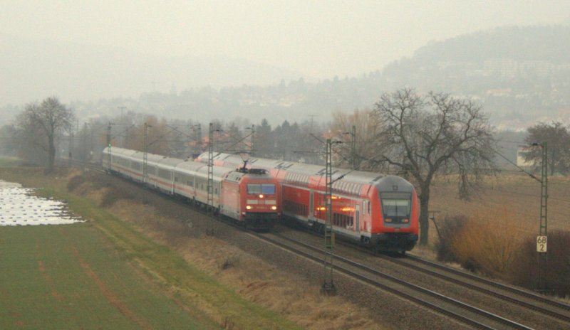 Train crossings! At 14:02:08 met a 101 and a large