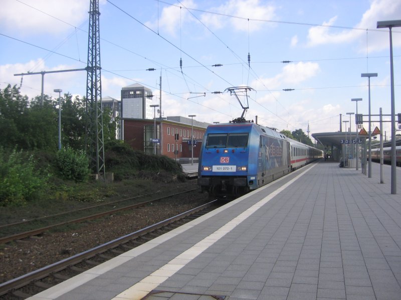 101 070 "The Eagles" drives on 30.07.2007 with IC in