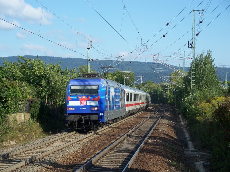 101 102 zog am 09.09.07 IC 2276 und ist hier