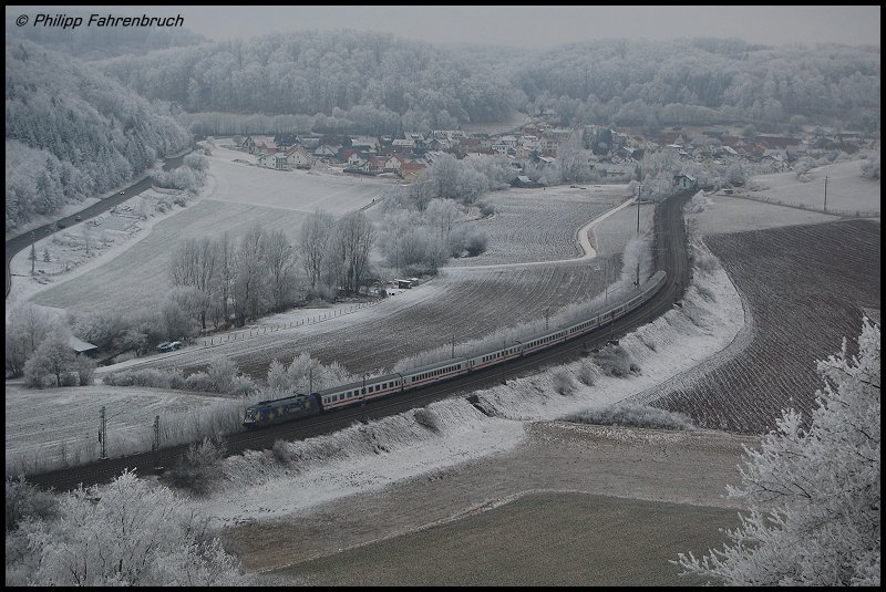 101 101-4 bef�rderte am 27.12.07 einen InterCity �ber die KBS