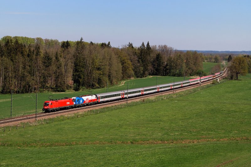 1016 033 und 1216 226 (EM - Tschechien) mit OEC
