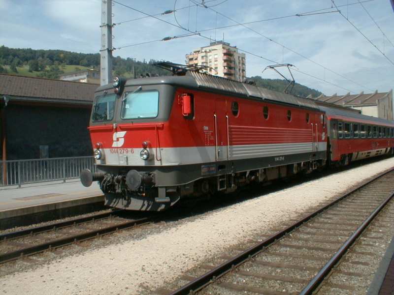 E-Lok der OeBB BR1044 am 28.02.01 in Bludenz 