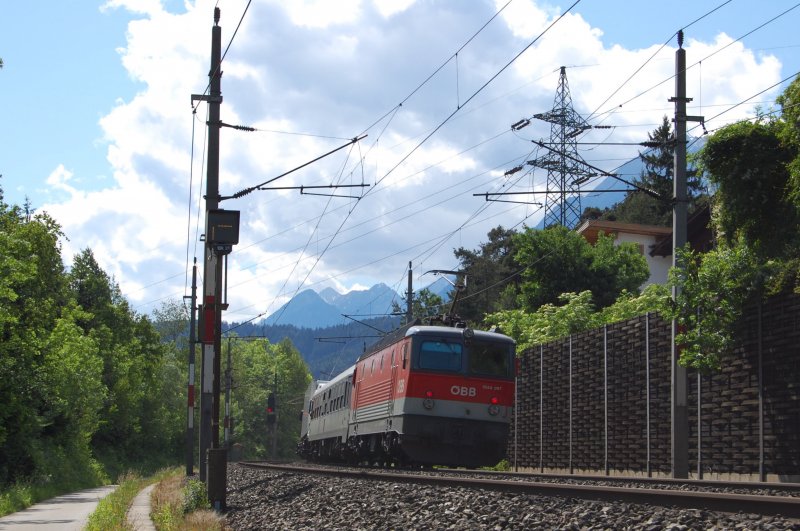  Alpenstaubsauger 1044 097 schob eine RoLa zum Brenner nach, bei