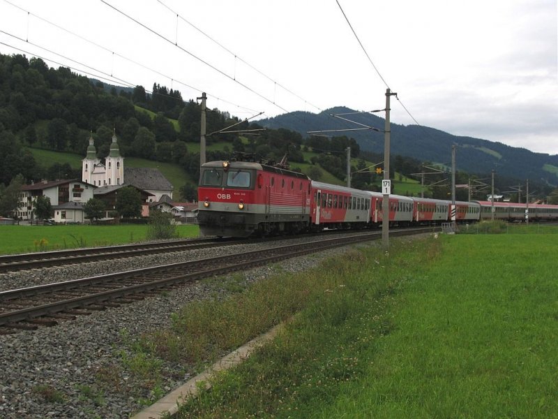 1044 016 mit IC 512 Hotel IBIS Graz-Innsbruck bei Brixen