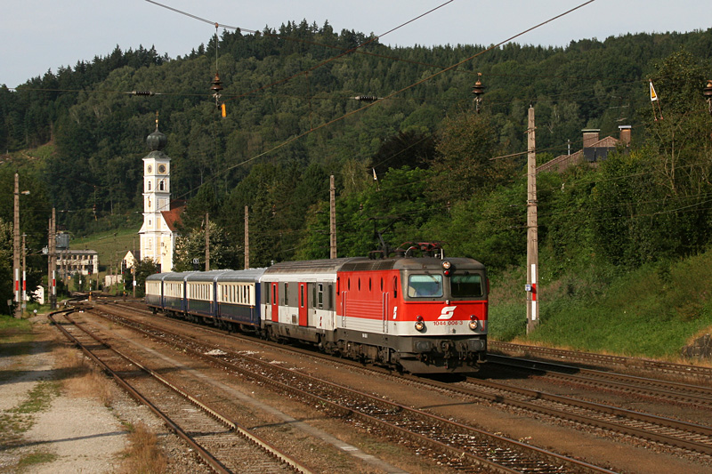 1044 006, eine der wenigen 44er, die noch einen Pflatsch 
