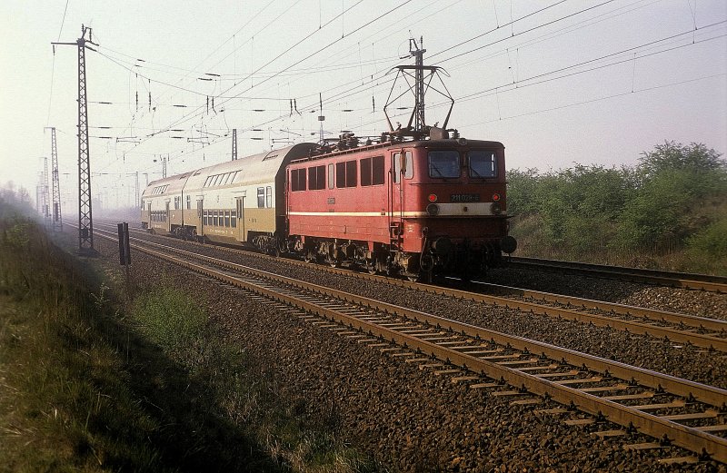 211 028 B�hlen 01.04.90 