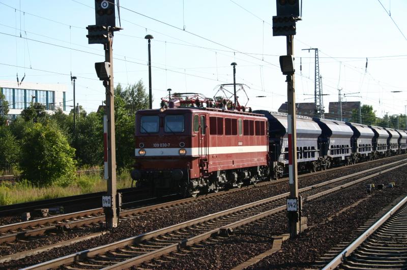 109 030-7 in Berlin Sch�nefeld am 18.08.2005 