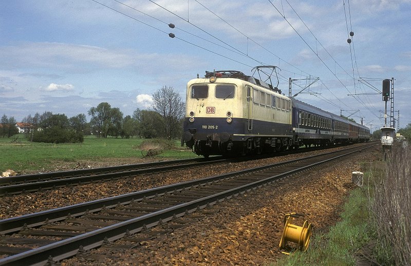 110 205 Baden Baden 25.04.98 
