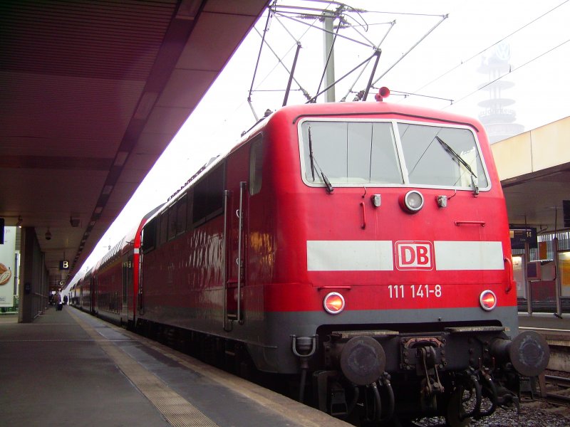 On 22/03/2009 is the 111141-8 Continuing to Hanover main station,