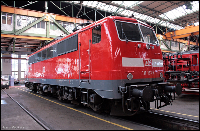 DB 111 133-5 hat auch gleich Neulack bekommen und wird