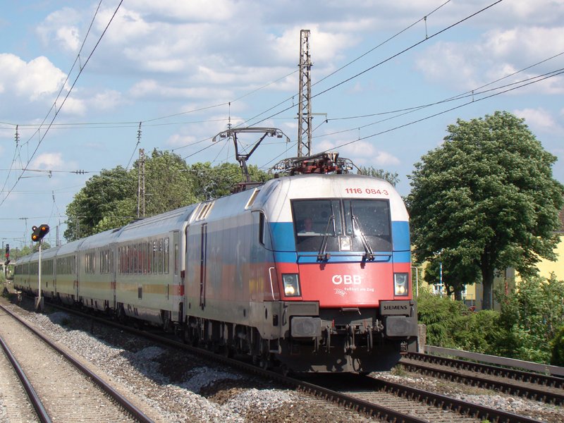 Gestern Nachmittag konnte die R�ckleistung des 1116 084-3 vom Brenner
