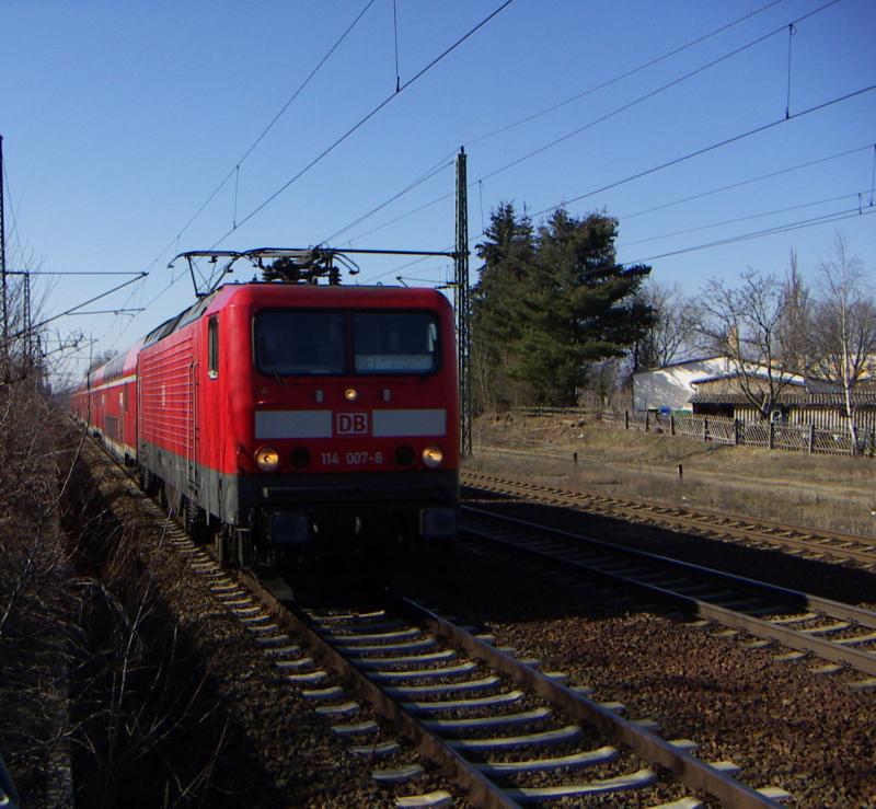 114 007-8 kurz vor der einfahrt in denn Bahnhof Werder/Havel