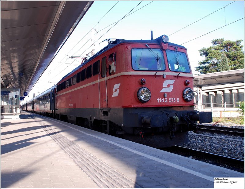 Die 1142 575-8 brachte am 21.Juli 2009 den OIC Hotel
