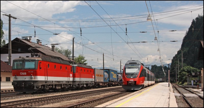 Ein sch�nes Tandem: 1144 253 (9181 1144 253-2) und eine